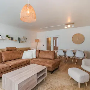 Ruim En Warm In De Winkelstraat Appartement